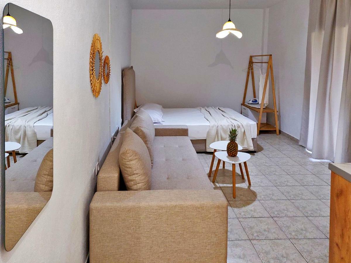 Sivilla Boutique Afytos Buitenkant foto